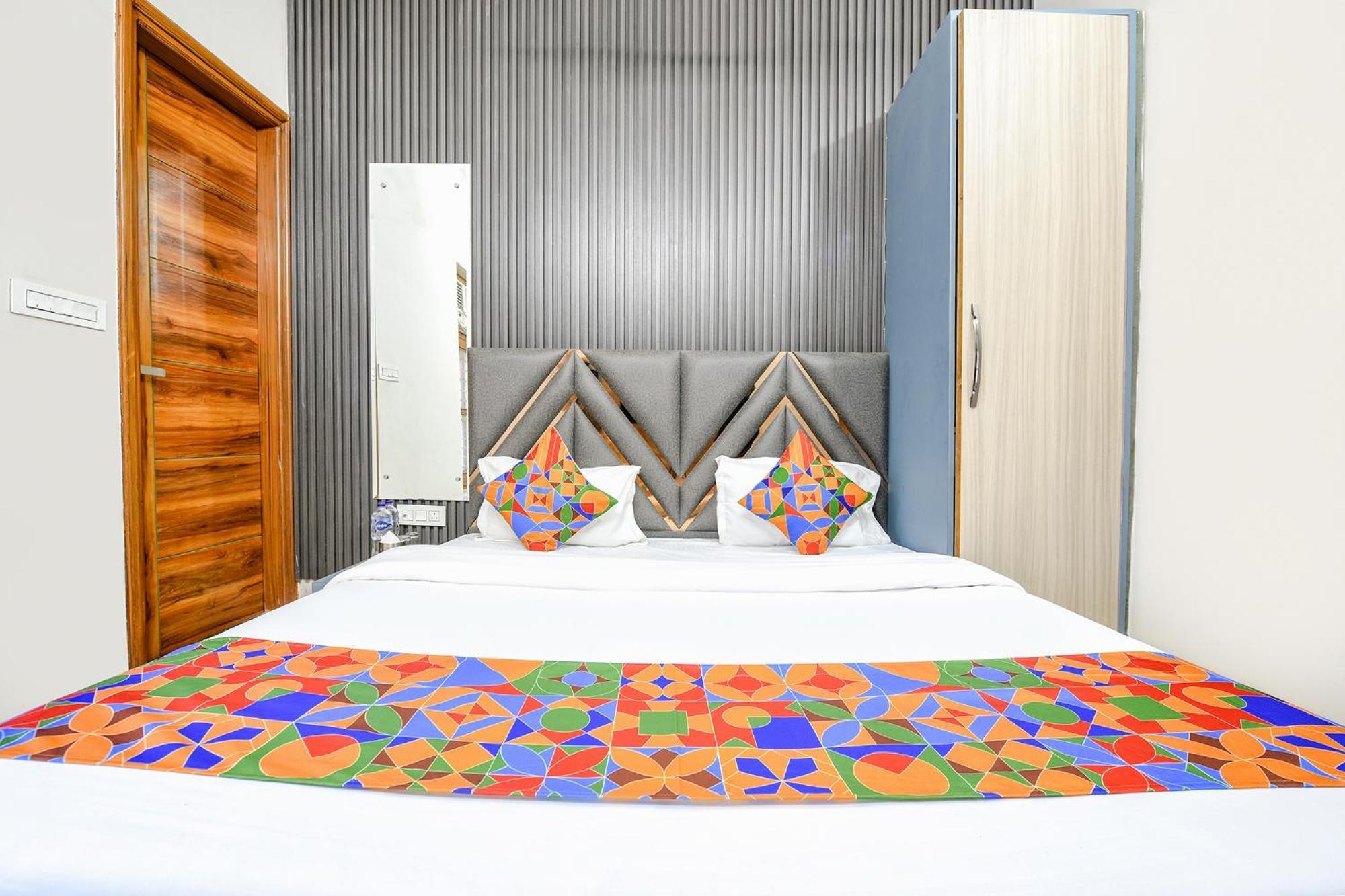 לודהיאנה Fabhotel K9 Stay מראה חיצוני תמונה